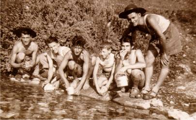 Una squadriglia al lavaggio pentole