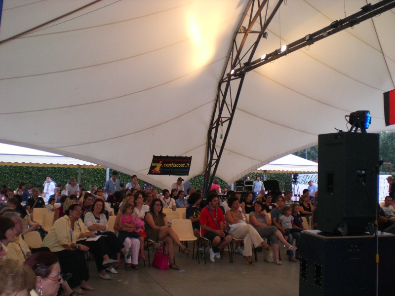 Partecipazione allo ''Scout Music Awards''- Curtatone (Mn) 28.06.2011_16.jpg