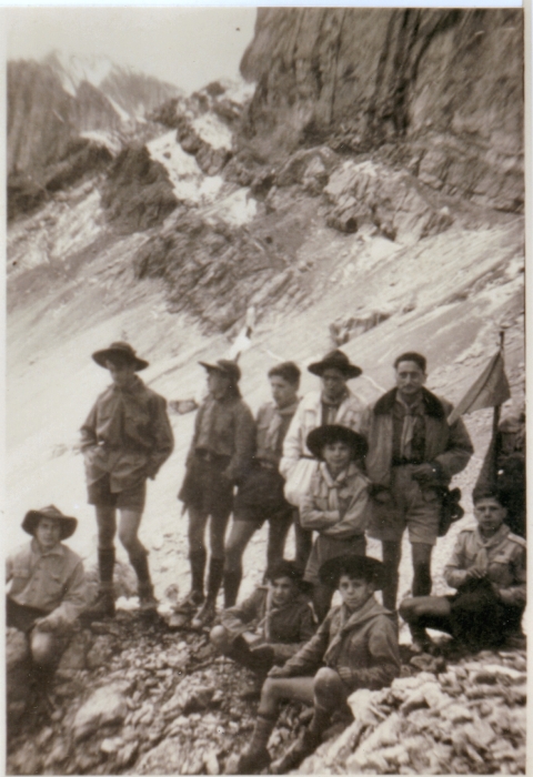 1953 RipTV7°-Campo della stella polare- Roccapietore-1°campo del TV7- uscita al passo Ombretta.jpg