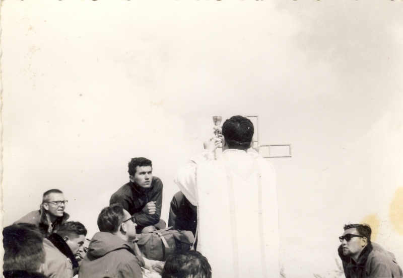 1961 Clan NSdStrada TV1°- CampoMobile Fiames-Travenanzes-Valparola PizBoè-Fedaia-Pordoi-Caprile;sMessa sul PizBoe'.jpg