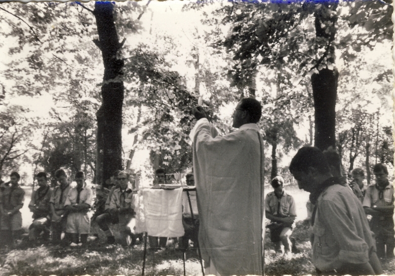 1961 Clan NSdStrada TV1°- CampoMobile Fiames-Travenanzes-Valparola PizBoè-Fedaia-Pordoi-Caprile;sMessa.jpg