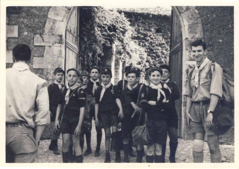 1966 GruppoTV2°-BrPistaFelice_Uscita ad Asolo_il brenco in visita.jpg