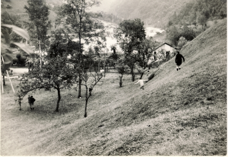 1967 VdBpistaFelice-FioreRosso_Schievenin_il terreno di gioco.jpg