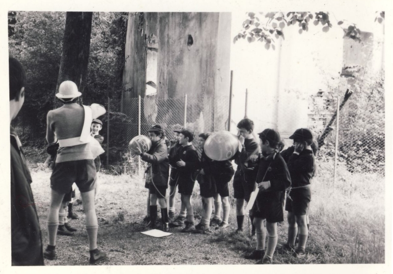 1970 sGiorgioLupetti-Villa Margherita_Rally_Pechino-Parigi_un equipaggio a una prova_2.jpg