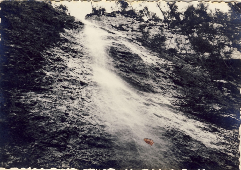 1960 roccapietore- campo dell'orsa minore- cascata.jpg