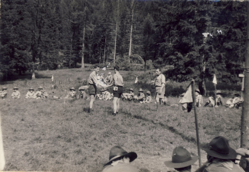 1963 gares-Campo acque tonanti - cerchio giornata genitori.jpg