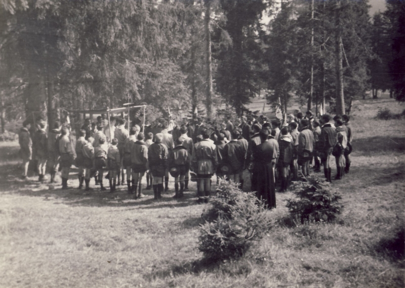 1963 gares-Campo acque tonanti --santa messa.jpg