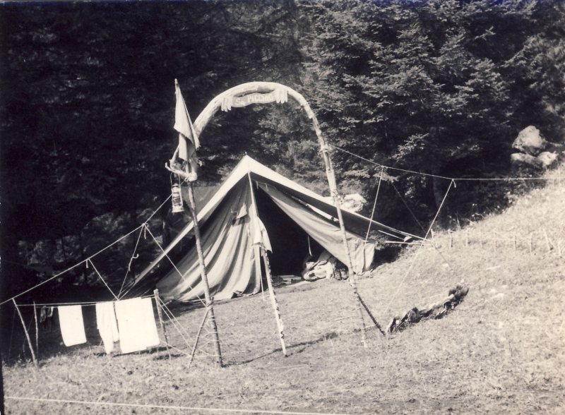 1964 Lorenzago- campo valle solitaria-angolo dei picchi.jpg