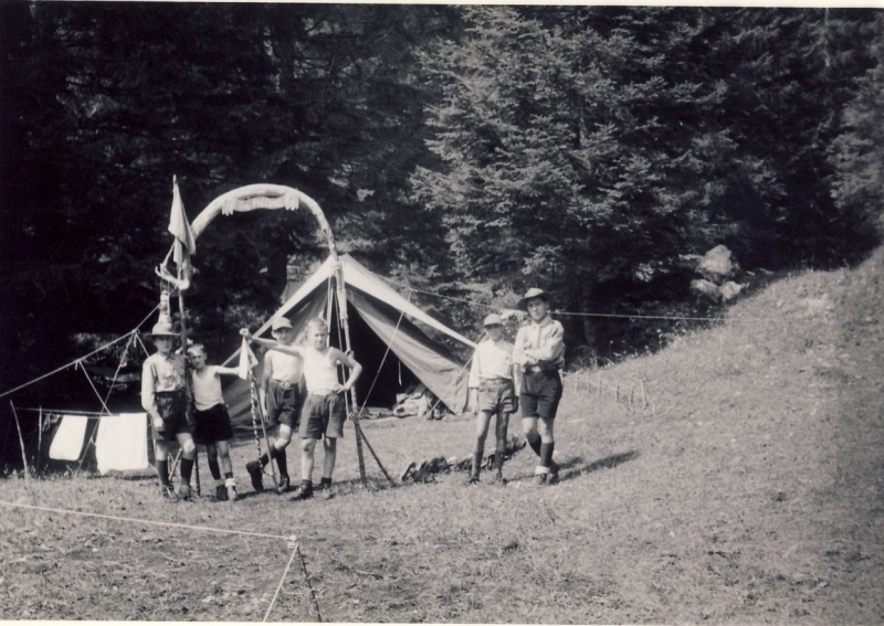 1964 Lorenzago- campo valle solitaria-i picchi.jpg