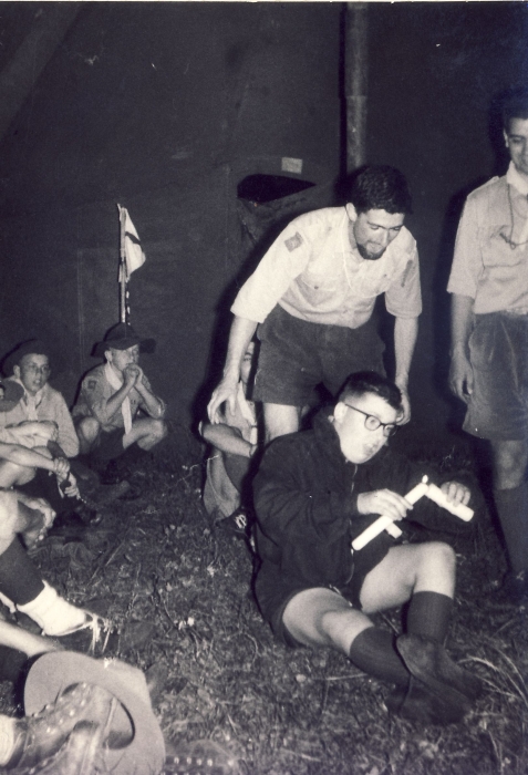 1964 Lorenzago- campo valle solitaria-lino e paolo cavallin al cerchio serale.jpg