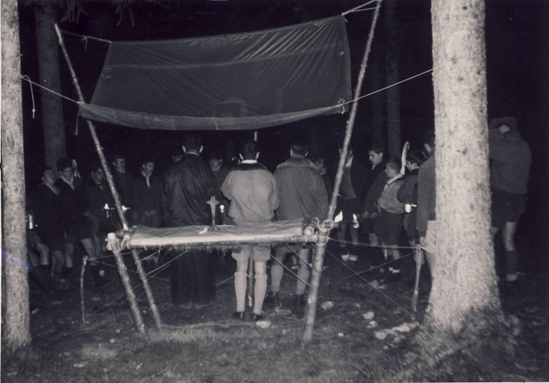 1964 Lorenzago- campo valle solitaria-veglia spirituale_3.jpg