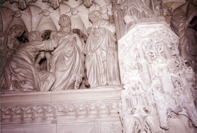 1965_francia_c lunghi tramonti -bassorilievi chiesa orleans.jpg