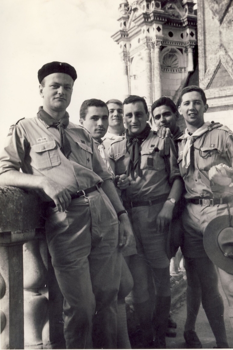 1965_francia_c lunghi tramonti -castello di chambord-doc corrado e i capi.jpg