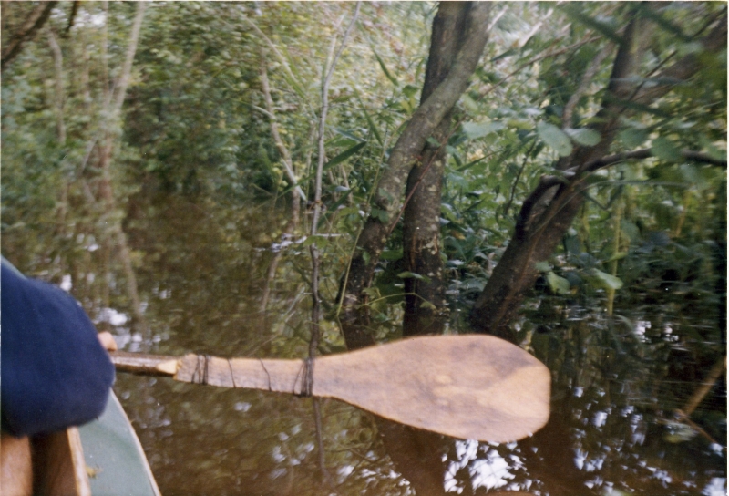 1965_francia_c lunghi tramonti -rip sPioX -in canoa al laghetto_3.jpg