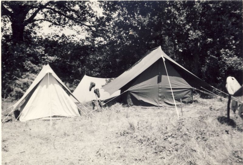 1965_francia_c lunghi tramonti -rip sPioX -tenda dell'assistente.jpg