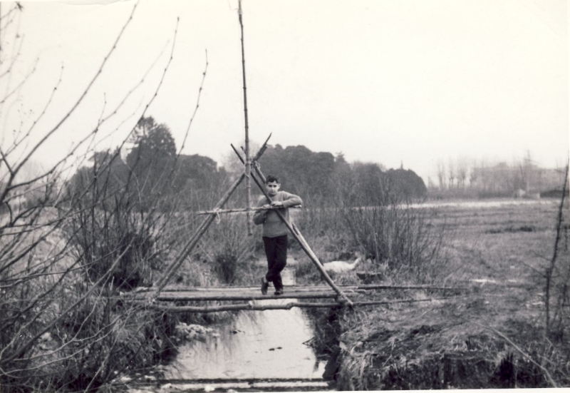 1965 Sq. Gheppio sPioX attivita pioneristica-sul campo di soldati.jpg