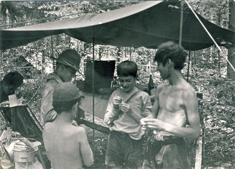 1971 Campo della frontiera - valbruna-rip s pioX- vita di campo-in sq.jpg