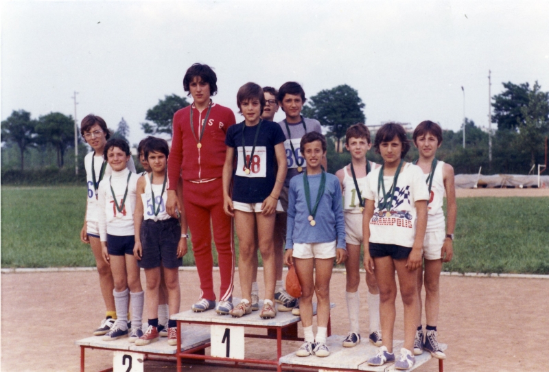 1973  gruppo TV2 - stadio stiore - gare atletiche_3.jpg