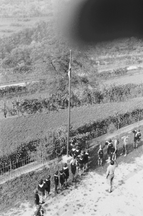 1973_gruppo TV2 - Vacanze dei 4 Branchi_Feltre-alzabandiera_3.jpg