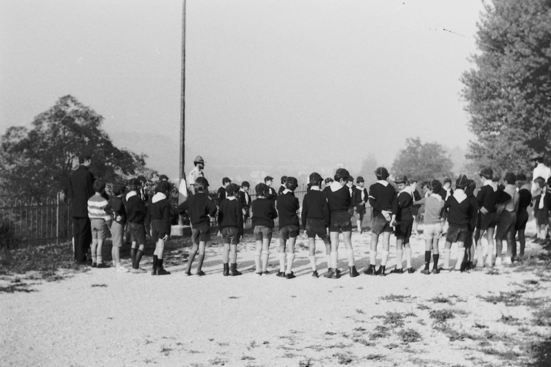 1973_gruppo TV2 - Vacanze dei 4 Branchi_Feltre-cerchio per il grande urlo_3.jpg