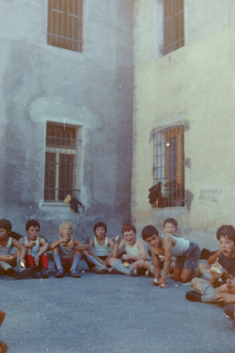 1973_gruppo TV2 - Vacanze dei 4 Branchi_Feltre-giochi in cerchio_5.jpg