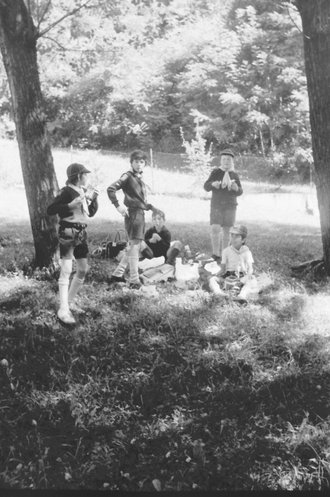 1973_gruppo TV2 - Vacanze dei 4 Branchi_Feltre-merenda all'ombra_1.jpg