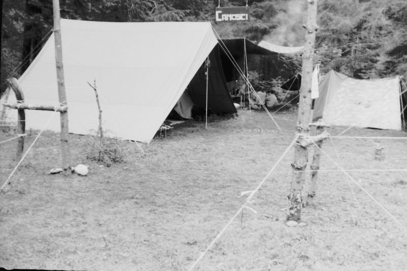 1973  rip s pioX - campo fiaccola accesa - Val da rin - angolo di sq  7.jpg