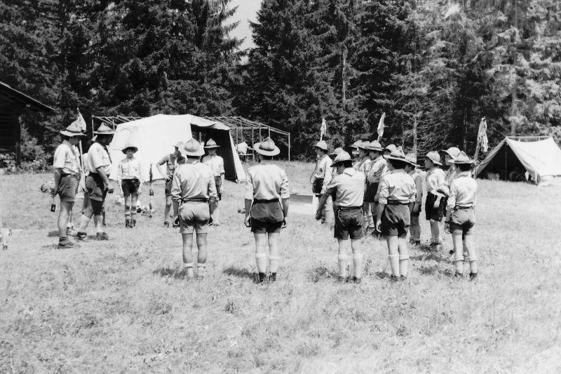 1973  rip s pioX - campo fiaccola accesa - Val da rin - il rip s piox in quadrato 10.jpg