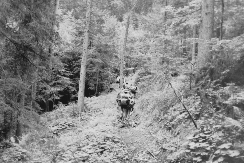 1973  rip s pioX - campo fiaccola accesa - Val da rin - uscita di rip al pian dei buoi 1.jpg