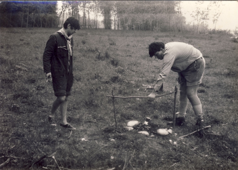 1974 clan la quercia - uscita noviziato al piave 1.jpg