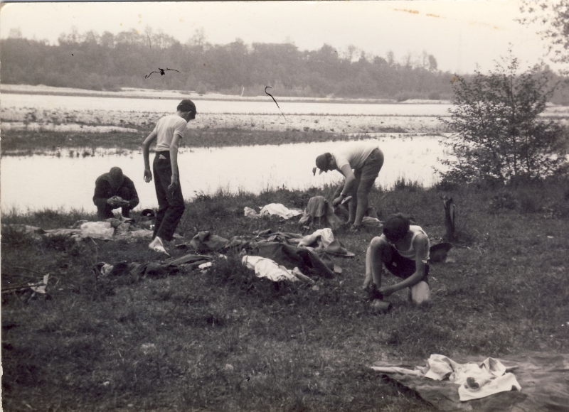 1974 clan la quercia - uscita noviziato al piave 3.jpg