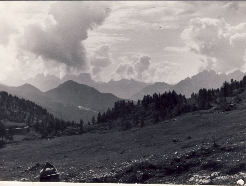 1976 clan nuova strada - sPioX -campo mobile giro Civetta - veduta_5.jpg