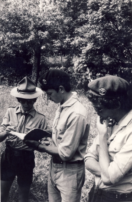 1976 clan nuova strada - sPioX - Vito d'asio - campo di servizio - vitodasio25-impegno novizi rover1.jpg