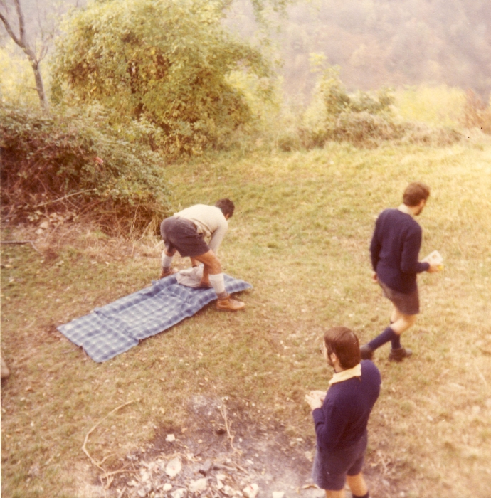 1977 uscita capi del TV2 a Cornuda sotto la rocca_1.jpg