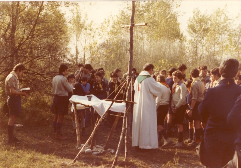 1978 Gruppo TV2 - uscita dei passaggi al Piave.jpg