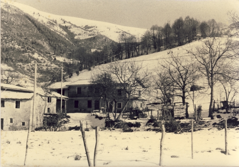 1978 Clan nuova strada sPioX - uscita di noviziato a Milies.jpg