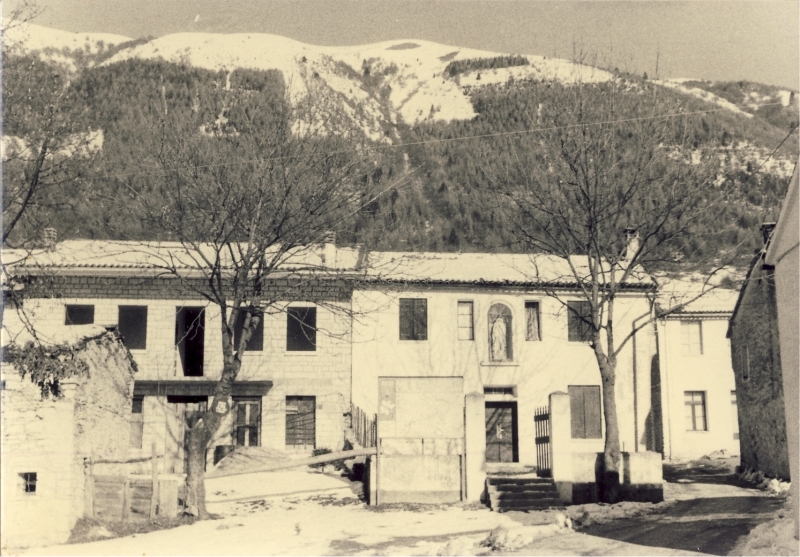 1978 Clan nuova strada sPioX - uscita di noviziato a Milies_2.jpg