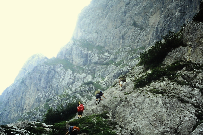 1980 Clan nuova strada - sPioX - campo mobile auronzo-forni di sopra_050.jpg