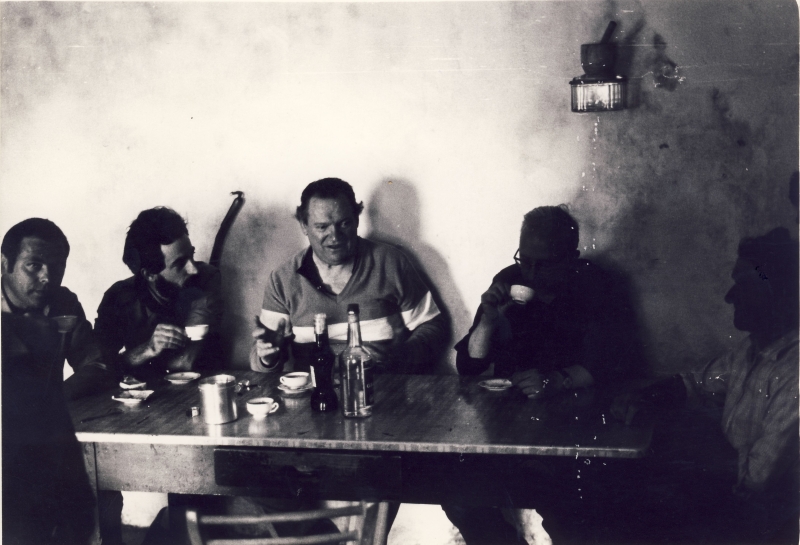 1980 Rip sPioX - campo dell'Arcobaleno - Tramonti di sopra - visita don cesare e bruno marton.jpg