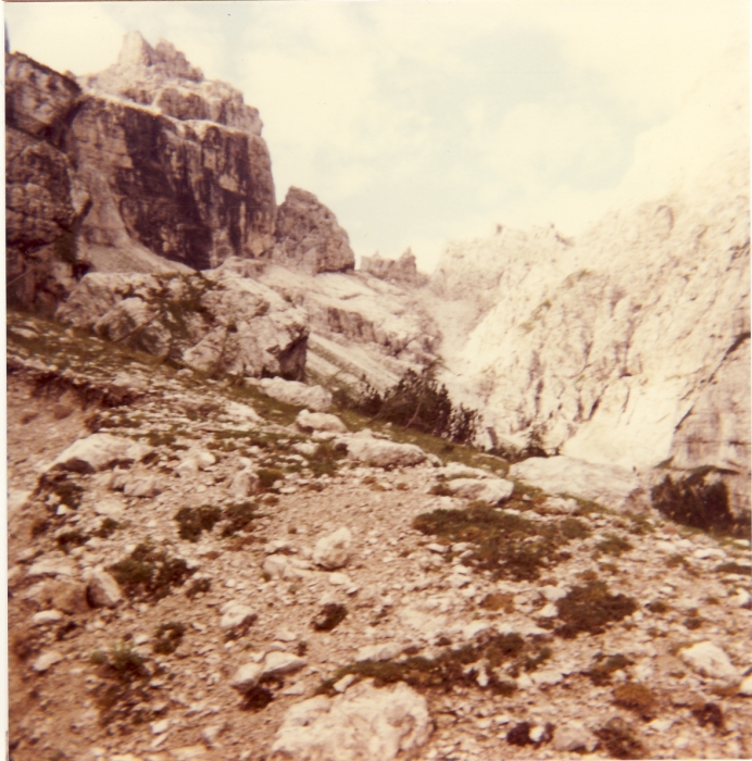 1981 Rip sPioX - campo dell'allegro Trappeur - Val da Rin pian di Serra - uscita dei senior-03.jpg