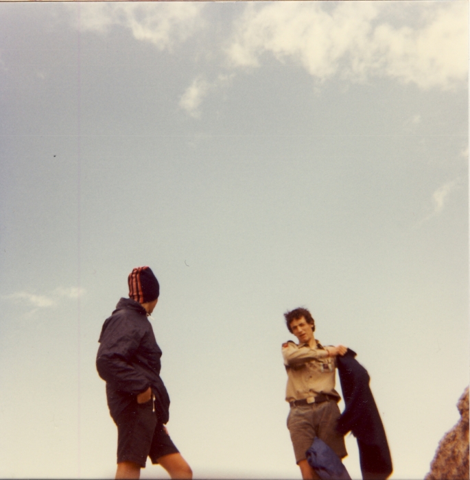 1981 Rip sPioX - campo dell'allegro Trappeur - Val da Rin pian di Serra - uscita dei senior-05.jpg