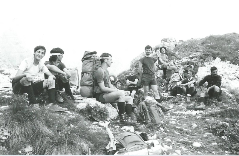 1986 Clan nuova strada sPioX-TV2° -campo mobile val Resia - Friuli 01.jpg