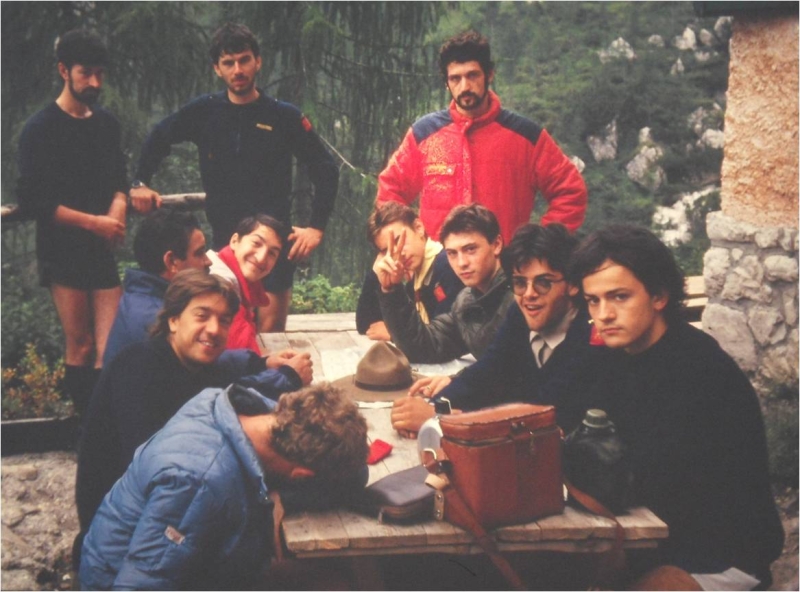 1986 Clan nuova strada sPioX-TV2° -campo mobile val Resia - Friuli 02.jpg