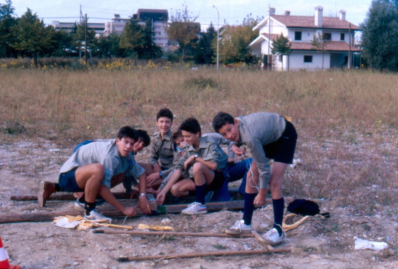 1988 105 TV 09 10.jpg