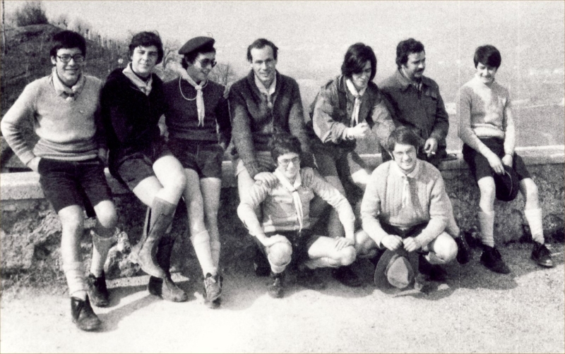 1975 clan nuova strada sPioX - uscita sui colli - in posa_1.jpg
