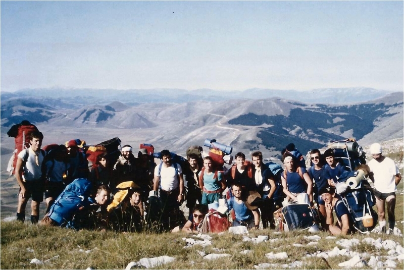 1987 Clan nuova strada sPioX-TV2°- campo mobile nazionale monti sibillini 1.jpg