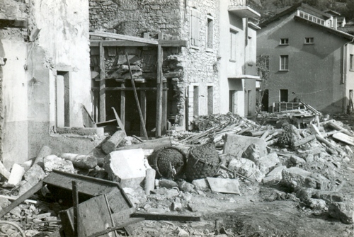 051distruzioni.jpg